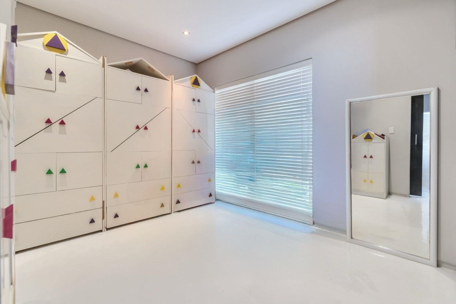 2 Bedroom Property for Sale in Bantry Bay Western Cape